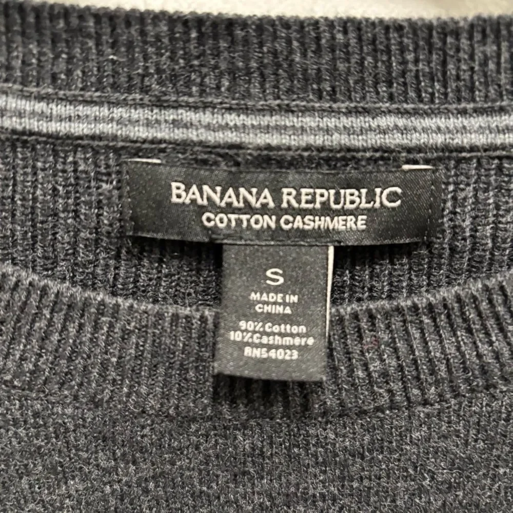 Banana Republic Men’s Small Dark Grey Cotton Cashmere Long Sleeve Sweater